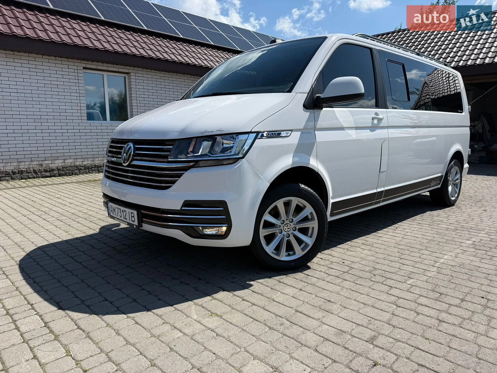 2022 Volkswagen Transporter - фото 1