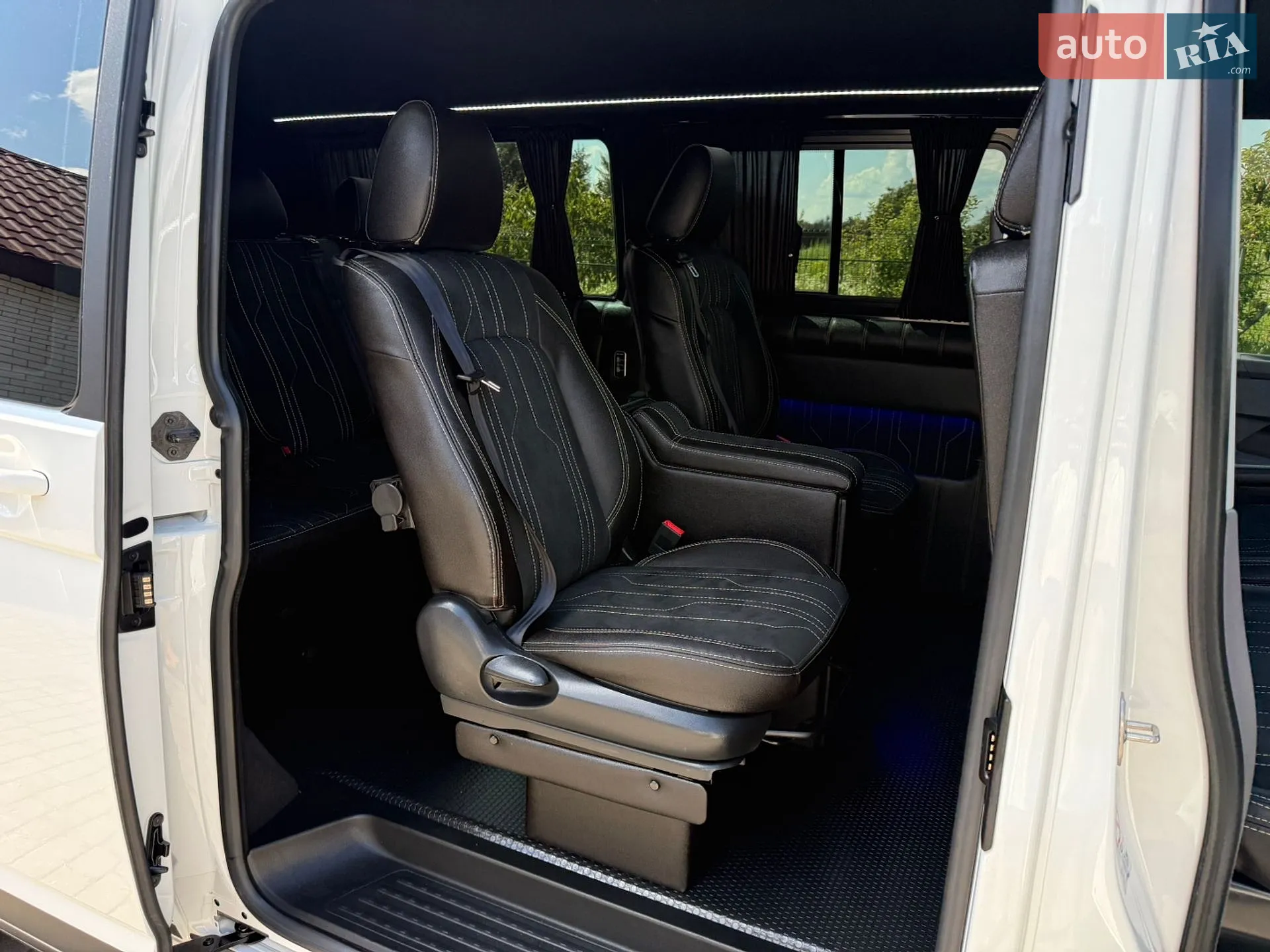 2022 Volkswagen Transporter - мініатюра 70