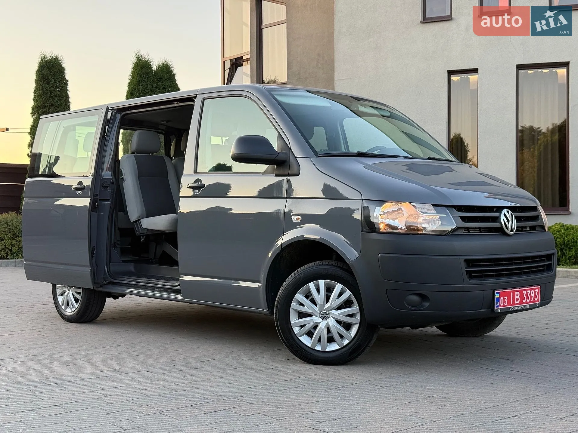 2015 Volkswagen Transporter - мініатюра 28