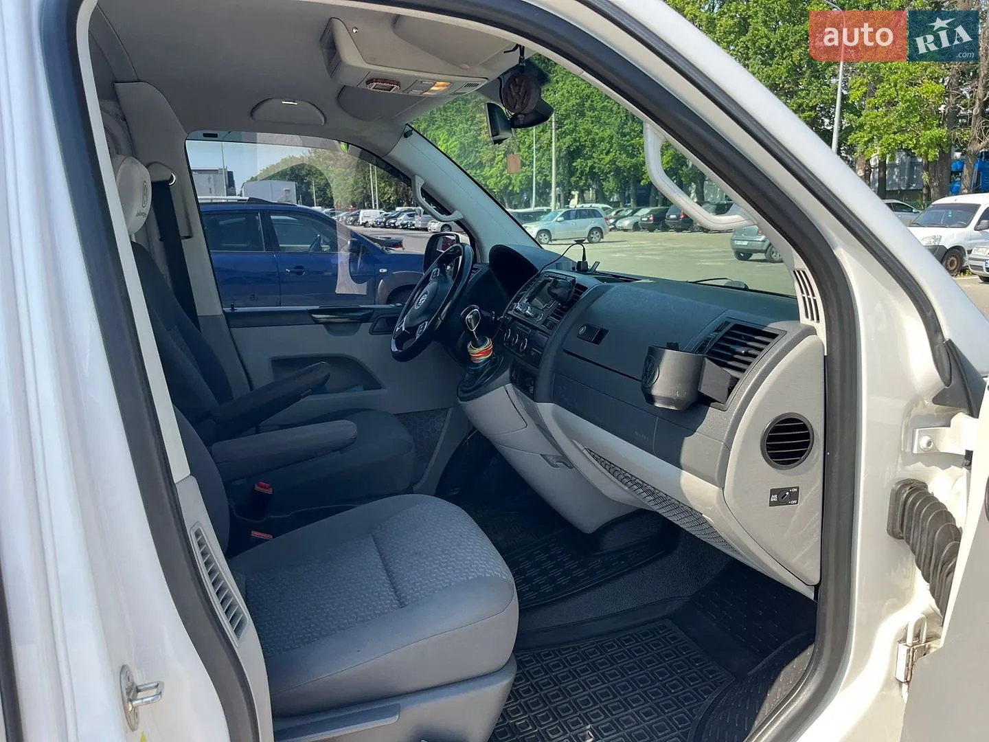 2013 Volkswagen Transporter - мініатюра 9
