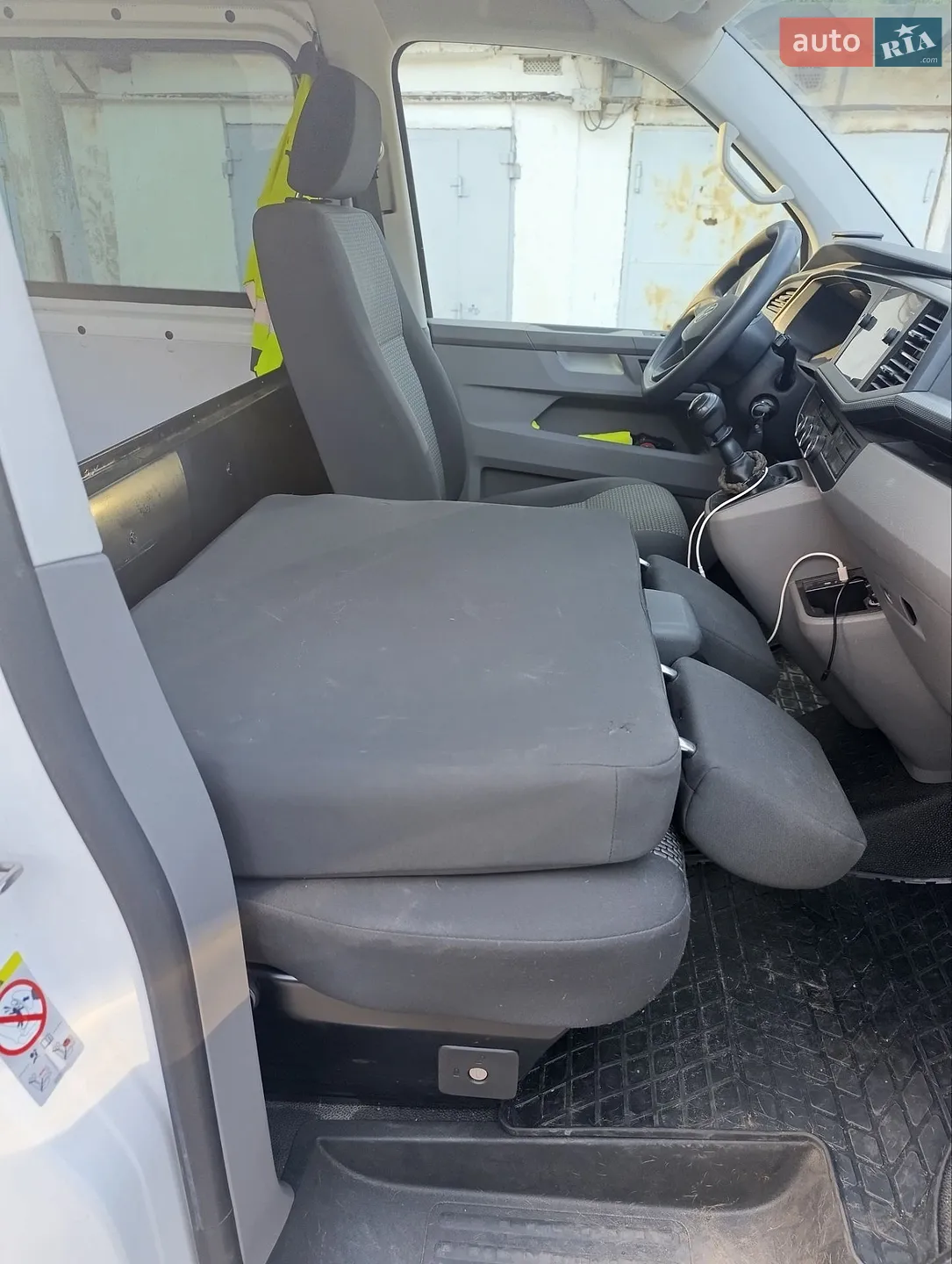 2020 Volkswagen Transporter - мініатюра 9