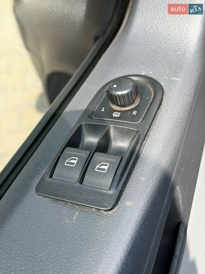 2013 Volkswagen Transporter - мініатюра 14