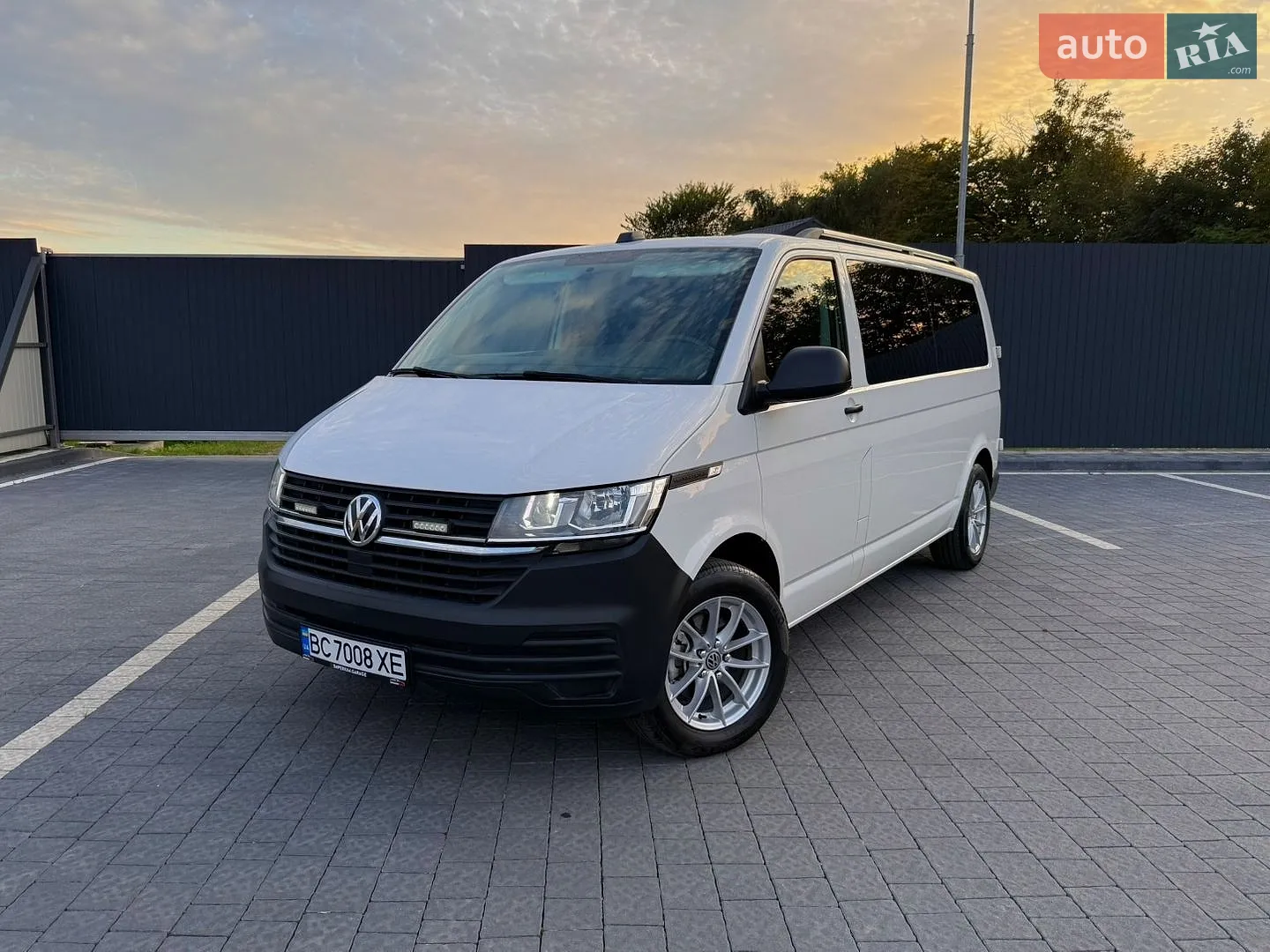 2019 Volkswagen Transporter - мініатюра 12