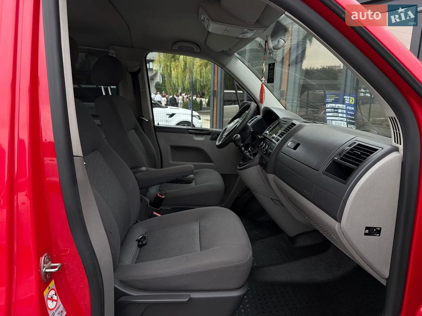 2010 Volkswagen Transporter - мініатюра 16