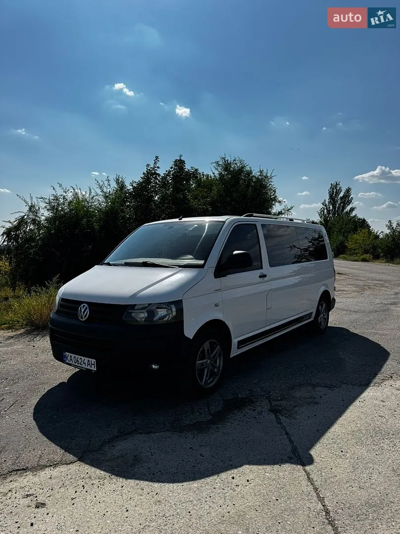 2010 Volkswagen Transporter - фото 1