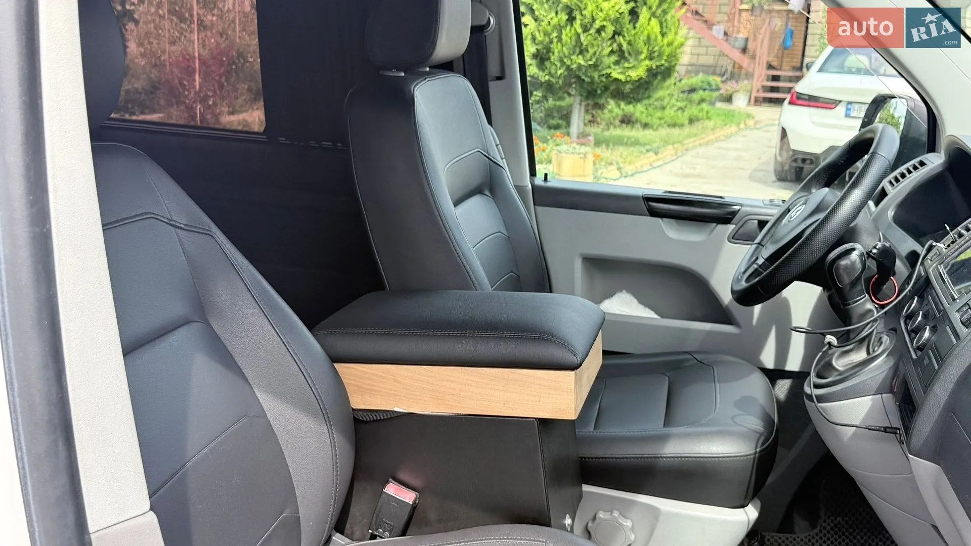 2015 Volkswagen Transporter - мініатюра 39