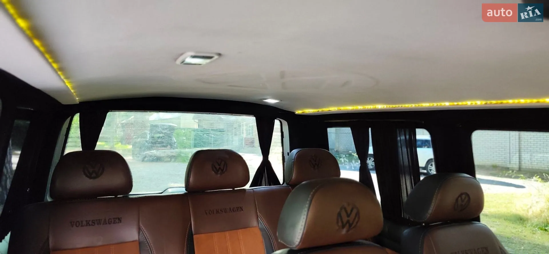 2011 Volkswagen Transporter - мініатюра 36