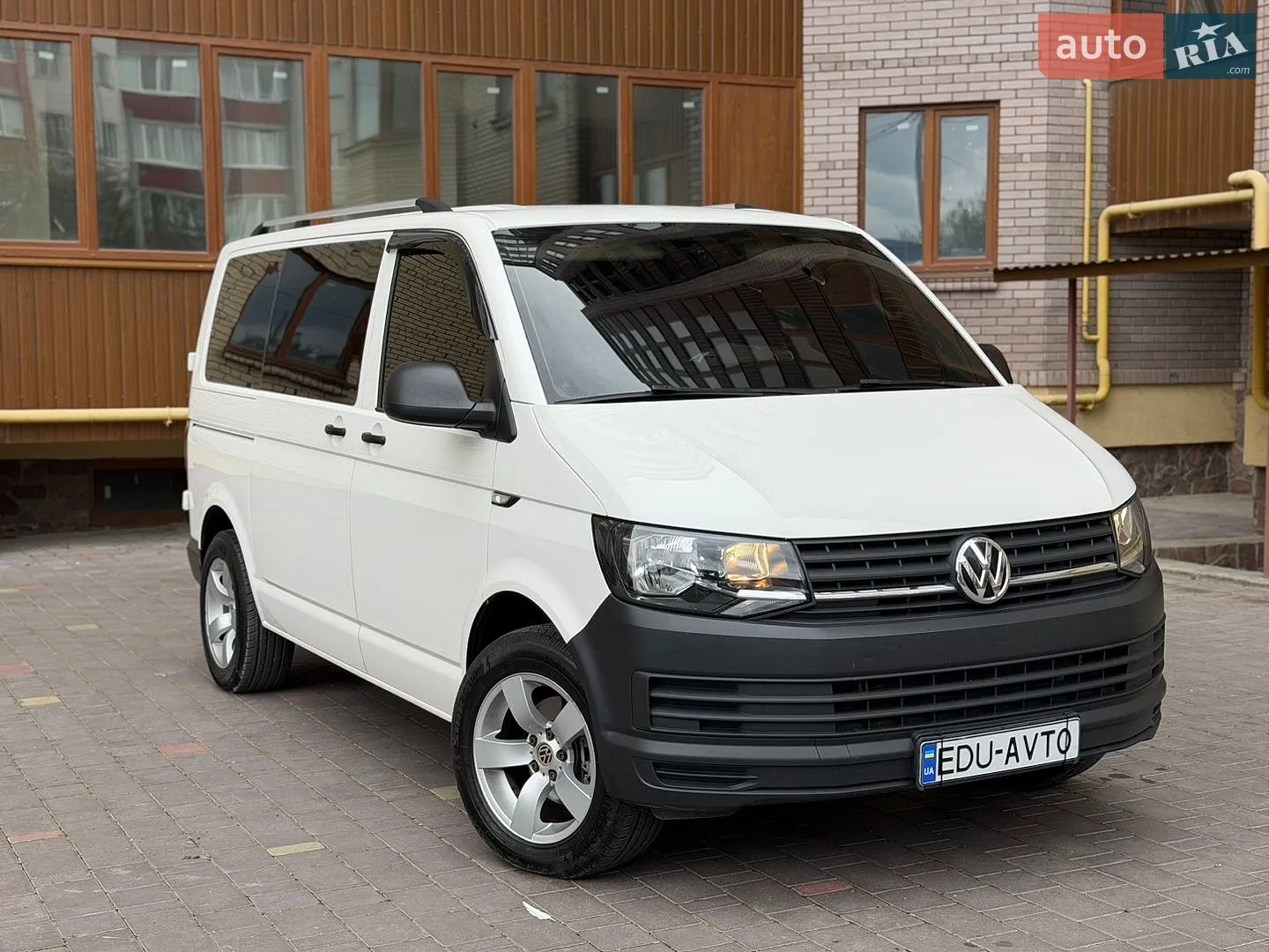 2016 Volkswagen Transporter - фото 1