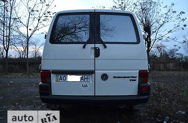 Мінівен Volkswagen Transporter 1998 в Виноградові