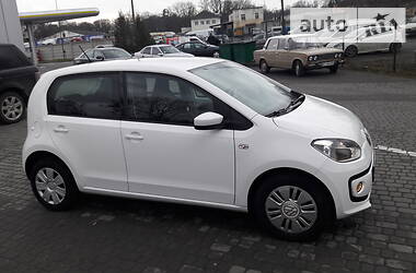 Хетчбек Volkswagen Up 2016 в 