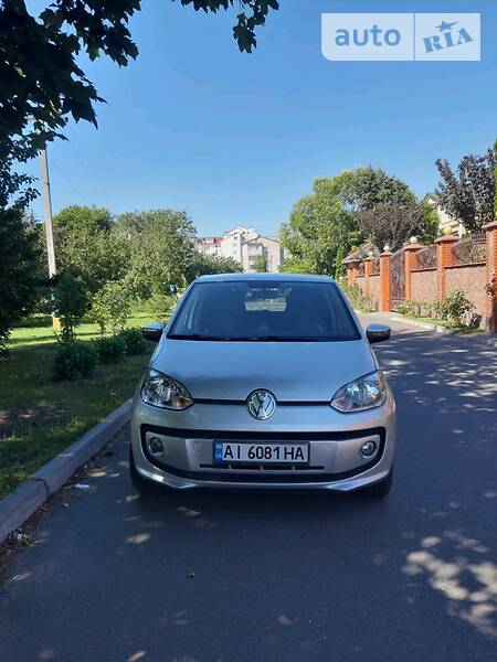 Хэтчбек Volkswagen Up 2013 в Киеве