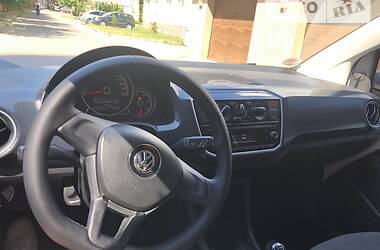Хэтчбек Volkswagen Up 2016 в Ужгороде