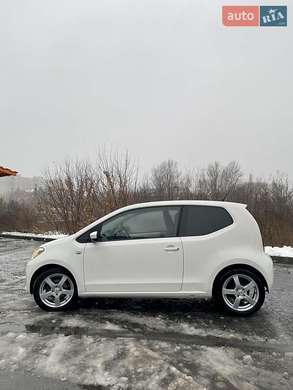 Хэтчбек Volkswagen Up 2012 в Харькове