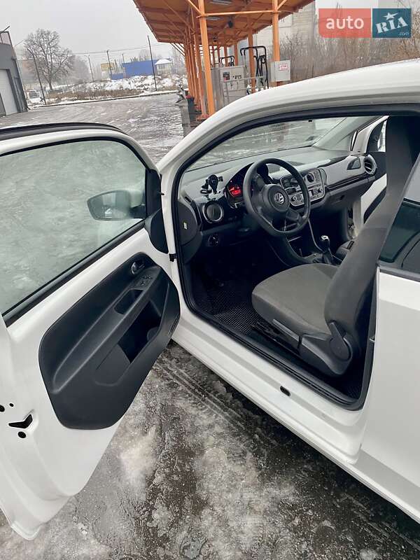 Хэтчбек Volkswagen Up 2012 в Харькове