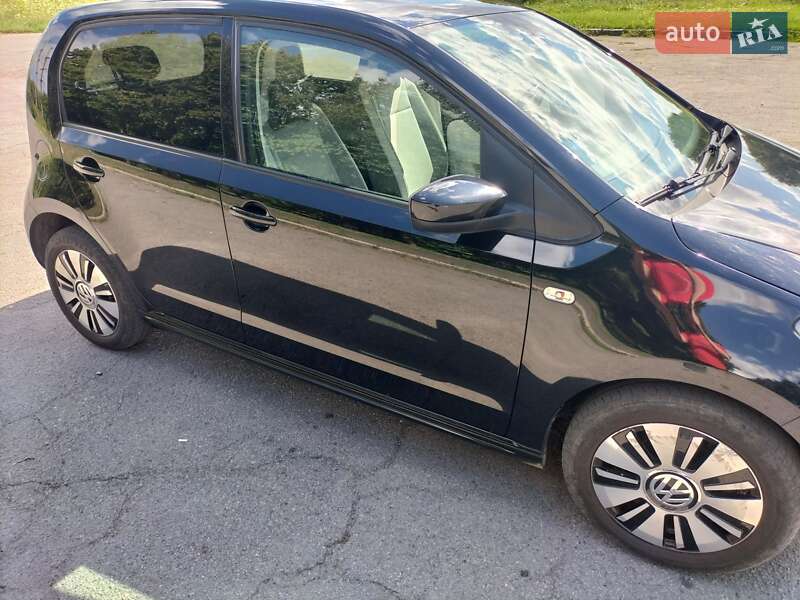 Хэтчбек Volkswagen Up 2014 в Владимире