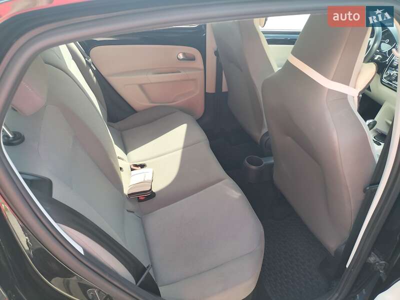 Хэтчбек Volkswagen Up 2014 в Владимире