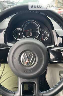 Хетчбек Volkswagen Up 2014 в Києві