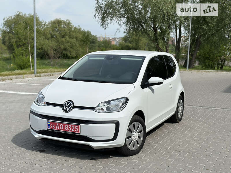 Хетчбек Volkswagen Up 2020 в Хмельницькому