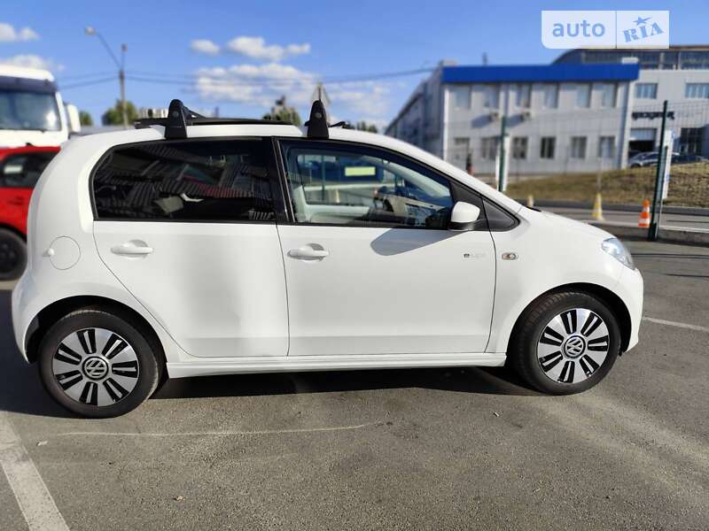 Хэтчбек Volkswagen Up 2014 в Киеве фото 11 Хэтчбек Volkswagen Up 2014 в Киеве