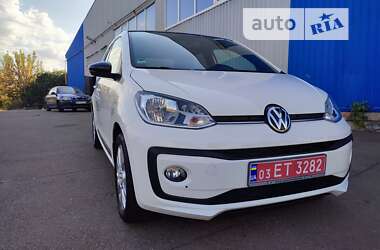 Хетчбек Volkswagen Up 2016 в 