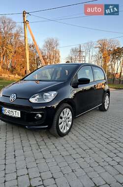 Хетчбек Volkswagen Up 2013 в Львові