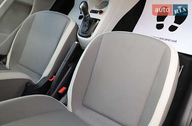 Хэтчбек Volkswagen Up 2014 в Дрогобыче