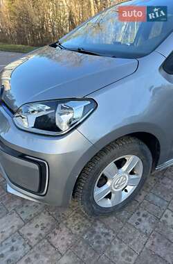 Хэтчбек Volkswagen Up 2018 в Тернополе