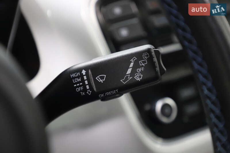 Хэтчбек Volkswagen Up 2014 в Дрогобыче