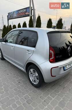 Хэтчбек Volkswagen Up 2014 в 