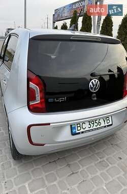 Хэтчбек Volkswagen Up 2014 в 