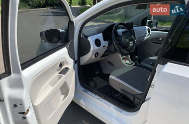 Хетчбек Volkswagen Up 2014 в 