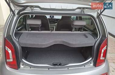 Хэтчбек Volkswagen Up 2014 в 
