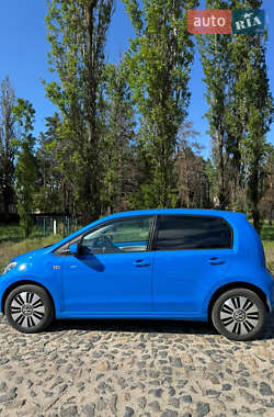 Хэтчбек Volkswagen Up 2014 в 