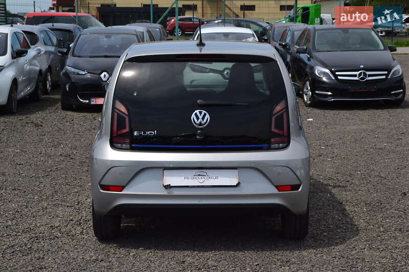 Хэтчбек Volkswagen Up 2017 в Луцке фото 9 Хэтчбек Volkswagen Up 2017 в Луцке