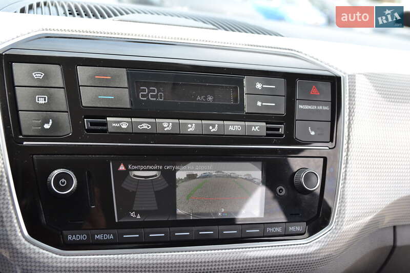 Хэтчбек Volkswagen Up 2017 в Луцке фото 33 Хэтчбек Volkswagen Up 2017 в Луцке