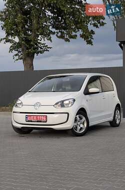 Хетчбек Volkswagen Up 2015 в Володимирі