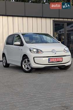 Хэтчбек Volkswagen Up 2015 в 