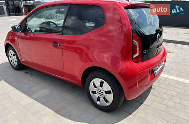 Хэтчбек Volkswagen Up 2011 в 