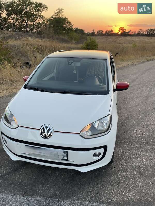 Хетчбек Volkswagen Up 2013 в Одесі