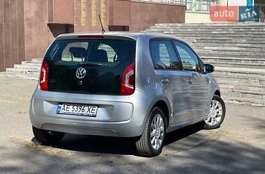 Хетчбек Volkswagen Up 2016 в  фото 14 Хетчбек Volkswagen Up 2016 в