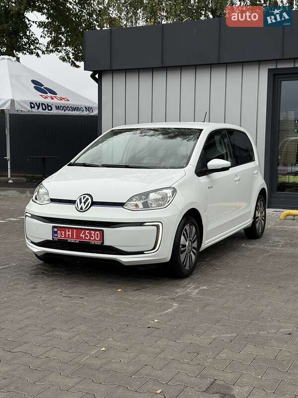 Хэтчбек Volkswagen Up 2017 в Владимире