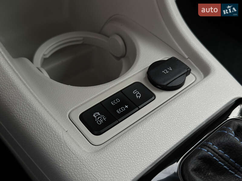 Хэтчбек Volkswagen Up 2015 в Дрогобыче