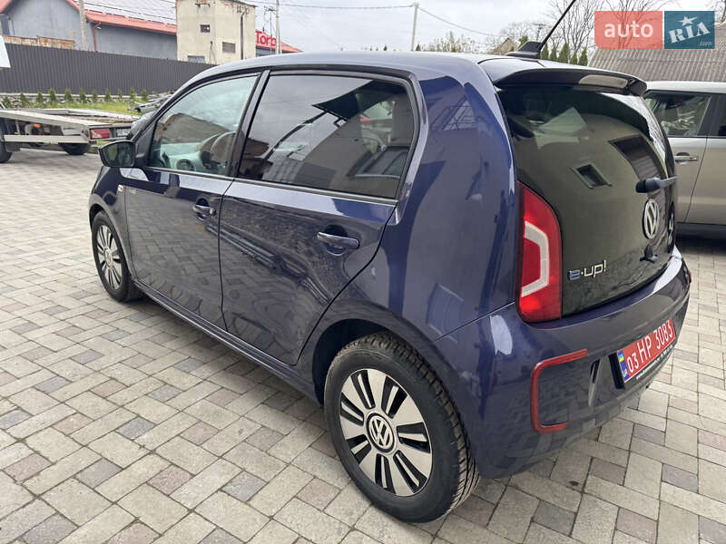 Хетчбек Volkswagen Up 2015 в Тернополі
