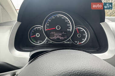 Хетчбек Volkswagen Up 2015 в Тернополі