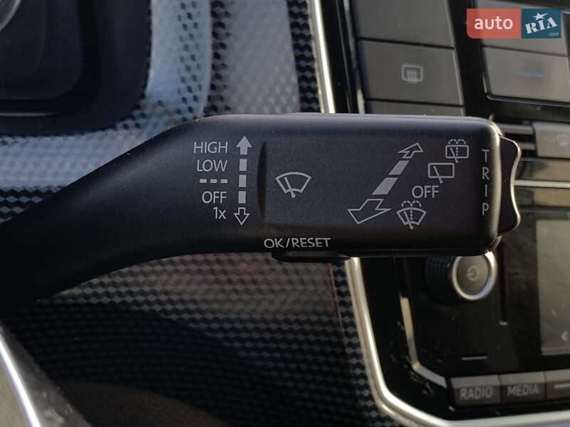 Хетчбек Volkswagen Up 2016 в Бердичеві