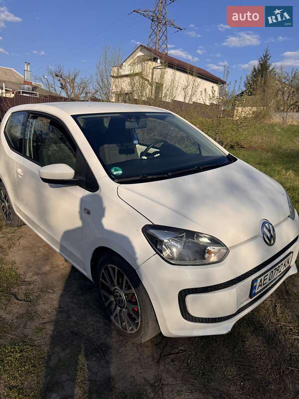Volkswagen Up 2015