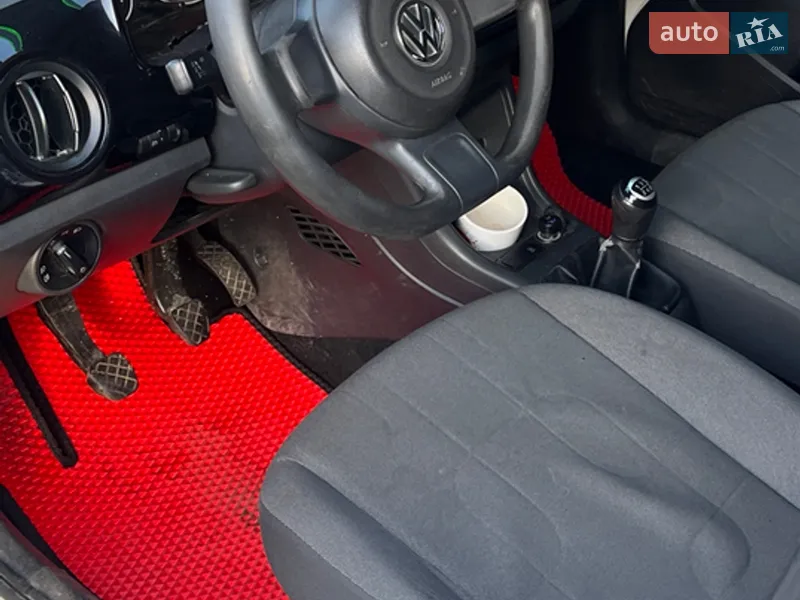 Volkswagen Up