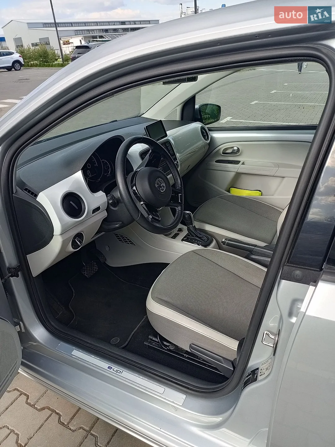 2014 Volkswagen up! - мініатюра 16