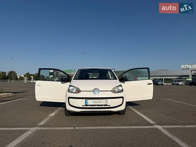 Volkswagen Up