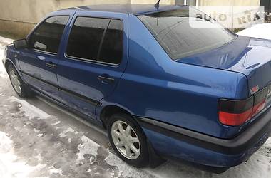 Седан Volkswagen Vento 1998 в Яворове